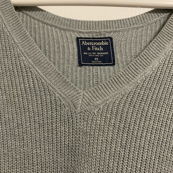 Abercrombie and Fitch oversized knit - Picture 2 of 2